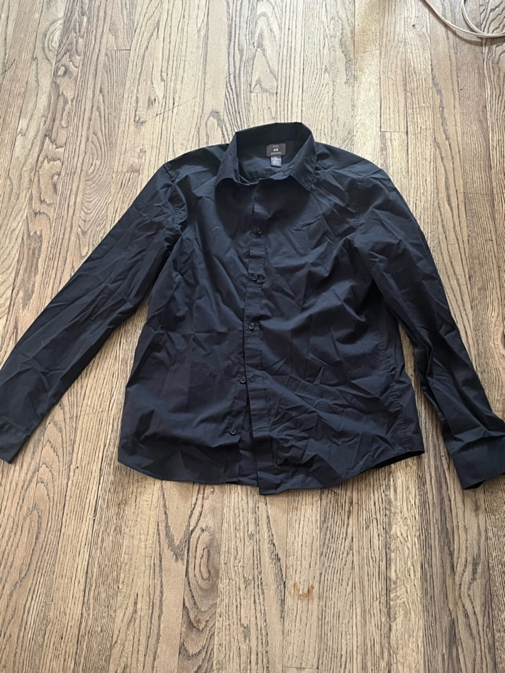 H&M Slim Fit Button-Down Shirt in Black